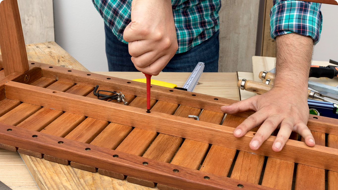 How to Maintain Wooden Decks Long-Term